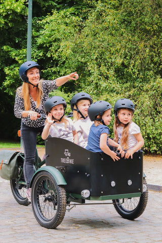 Family Tribe (4 places)