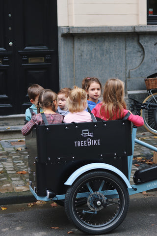 Family School (6 places)